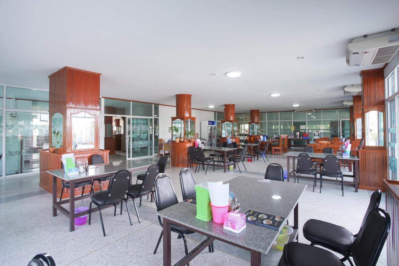 Oyo 75394 Sakthong Grand Hotel Chiang Khong Ngoại thất bức ảnh